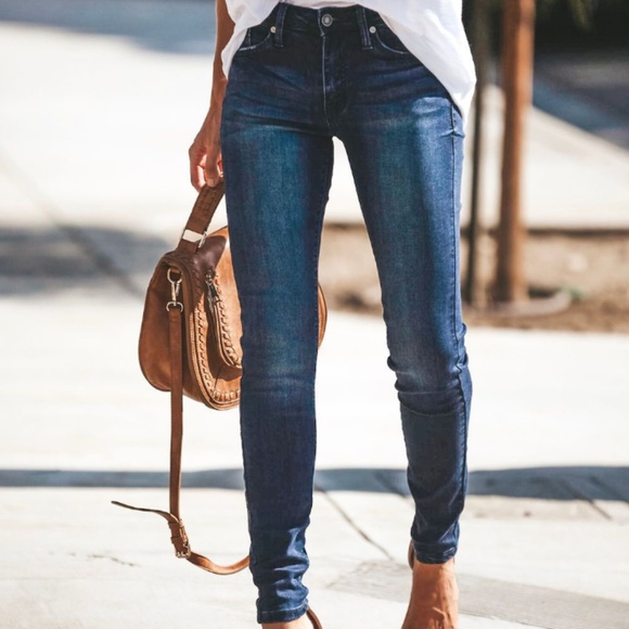 MALORY Classic Dark Wash Skinny Jeans - Picture 1 of 7